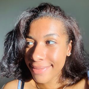 Meet your Posher, Sarai